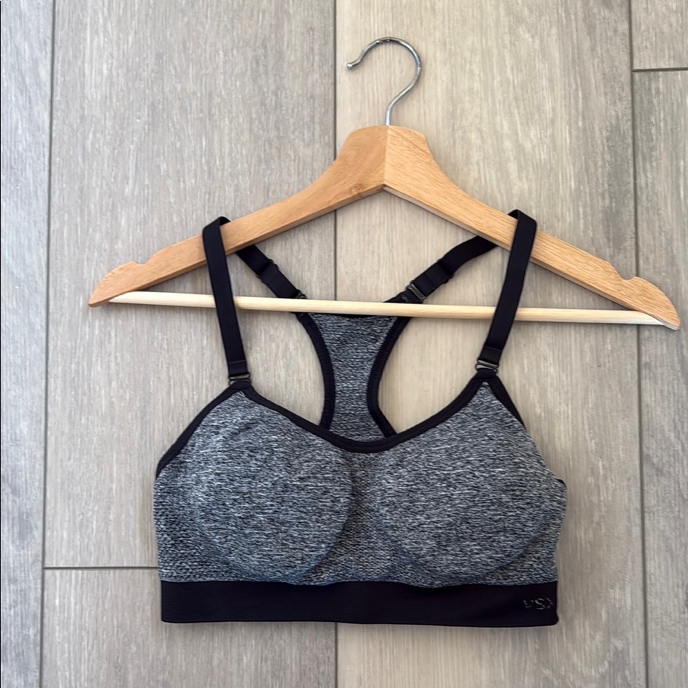 Women's VSX Gray Sports Bra M